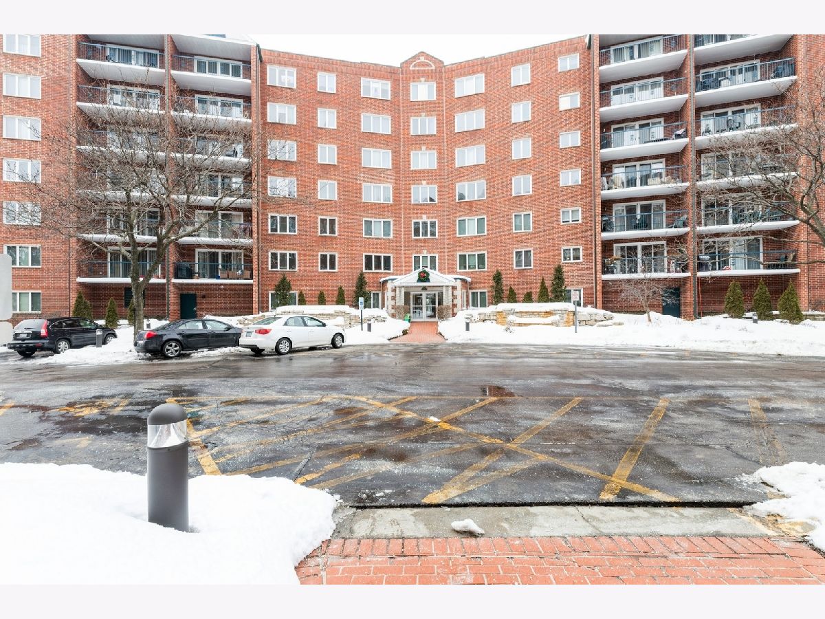 Cascades Of Norridge Norridge IL, Condominiums & Homes For Sale & For