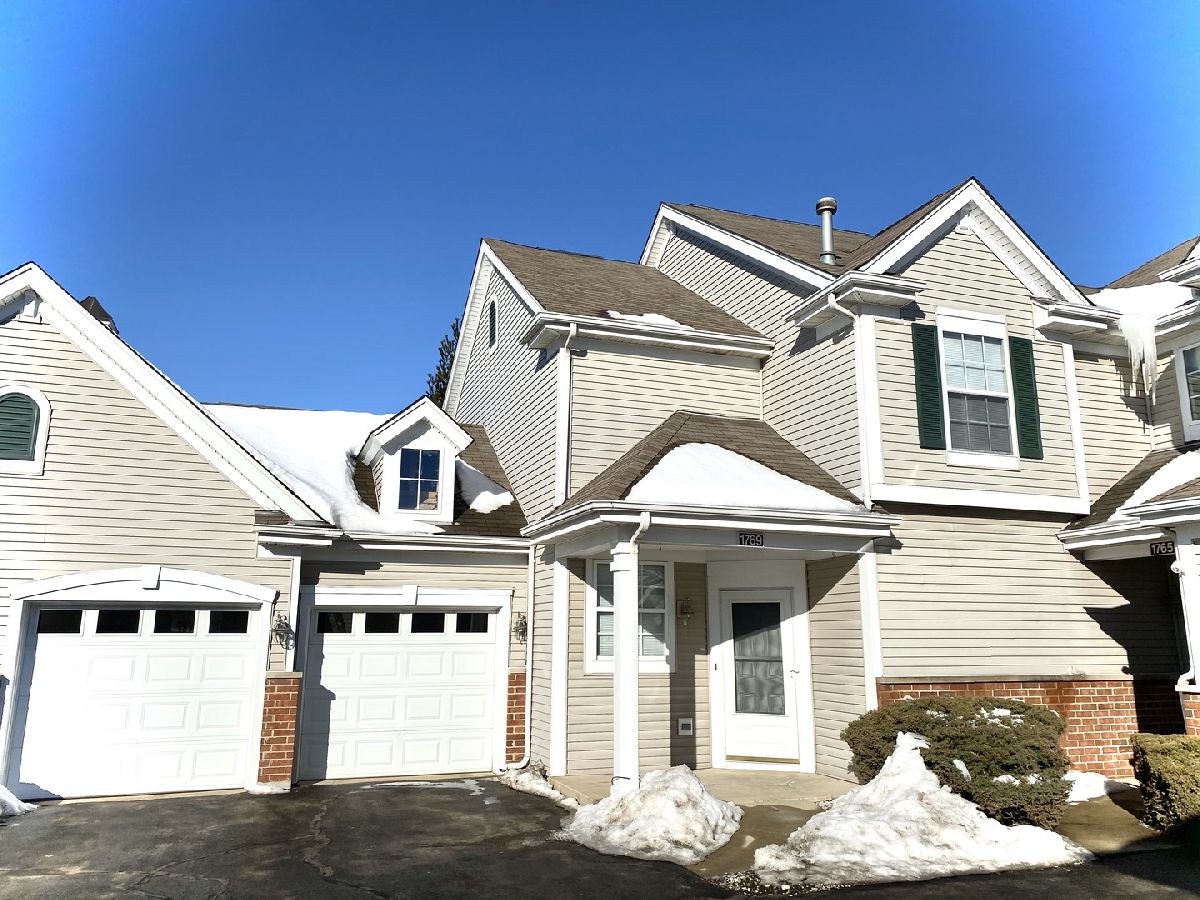 Townhomes & Homes Sold Briarcourt Villas Aurora Illinois, 1769 Pontarelli