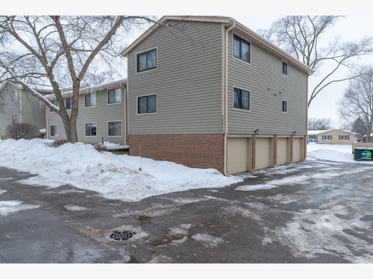 Homes & Condos & Townhomes Sold Harbor Ridge Antioch Illinois, 39880 Golf
