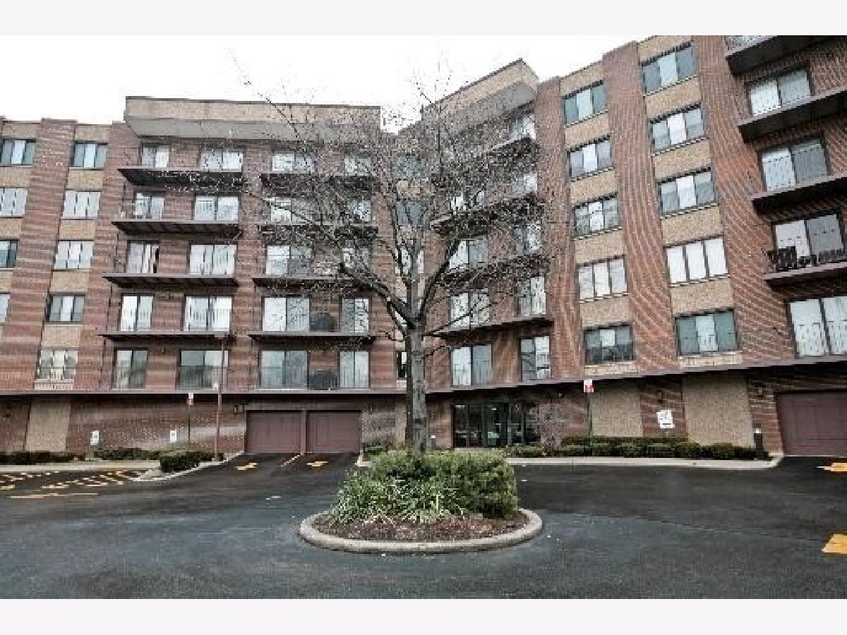 Condominiums Sold Lincoln Tower Skokie Illinois, 7601 Lincoln