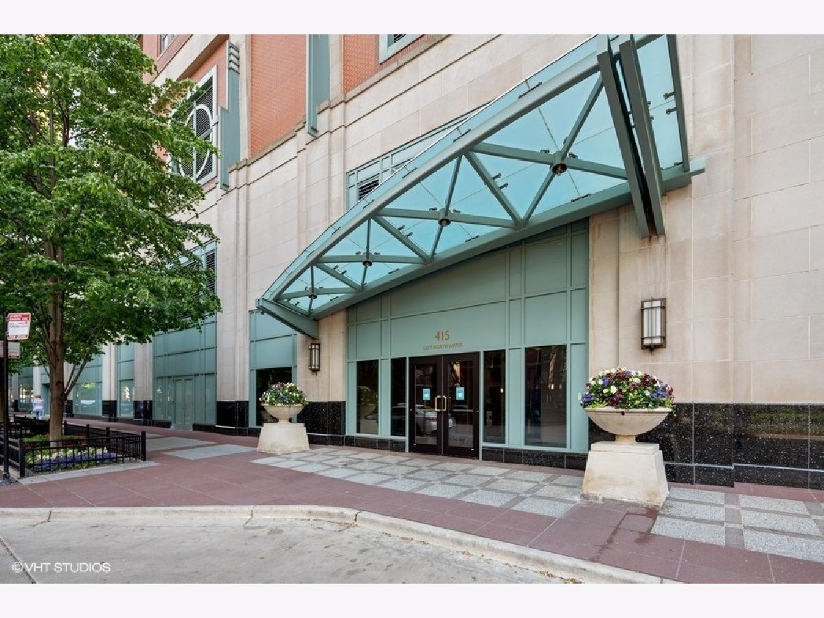 Condominiums Sold Riverview West Chicago Illinois, 415 North Water
