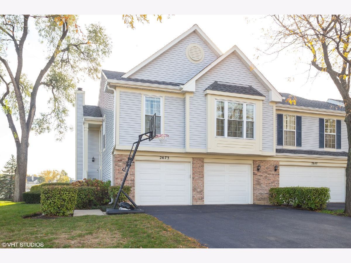 Townhomes & Condos Rented Lost Creek Arlington Heights Illinois, 2673 Embers