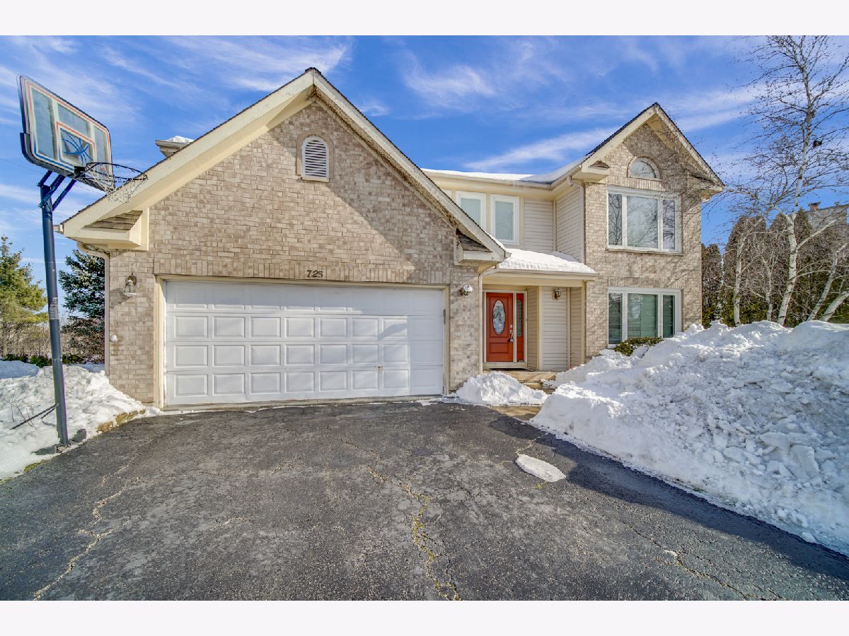Homes Rented Eastwood Trails Wheeling Illinois, 725 Greenview