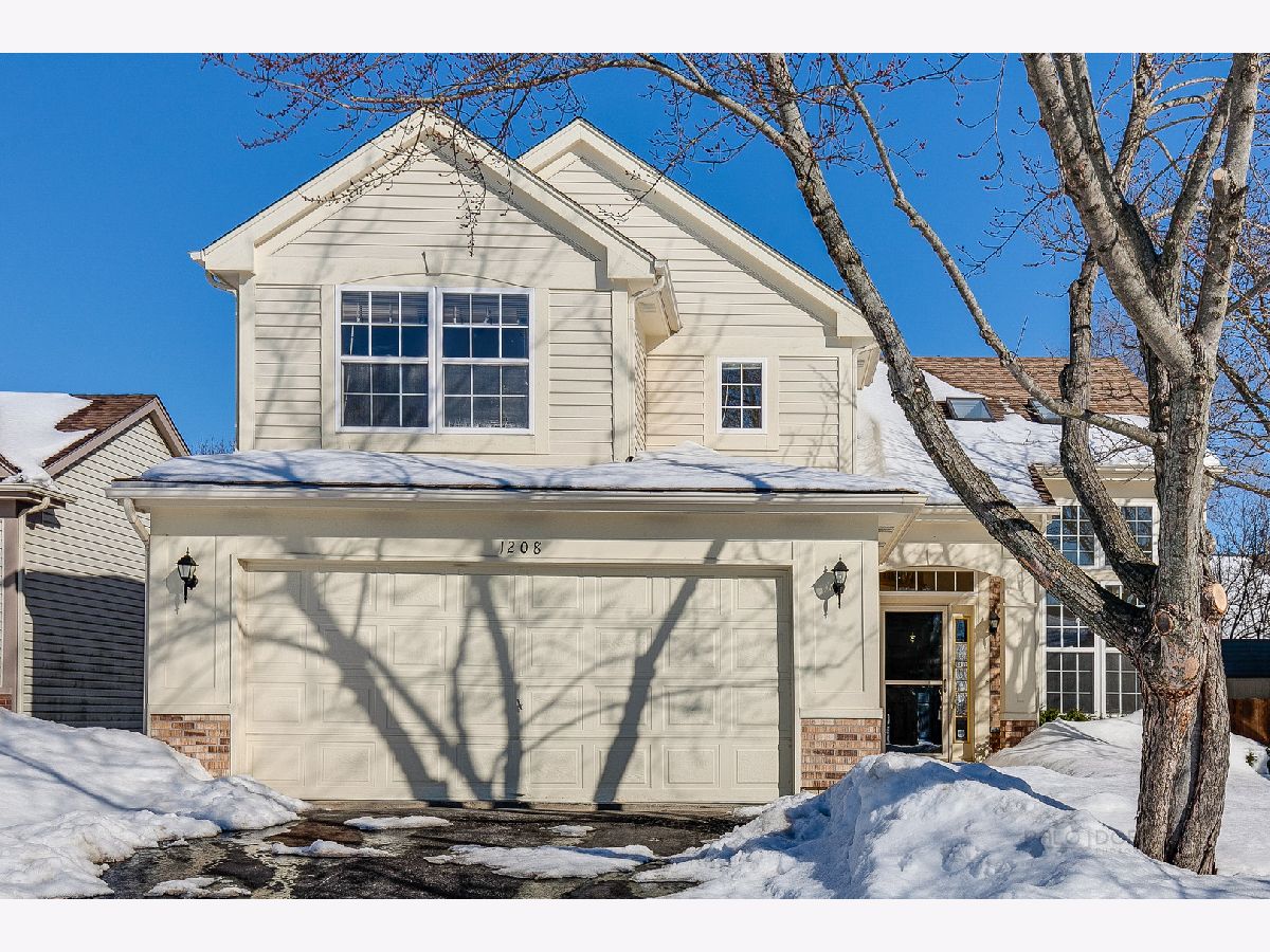 Homes & Townhomes Rented Cambridge Country North Mundelein Illinois, 1208 Darnell