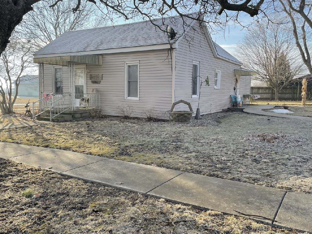  Sold Hume Illinois, 202 3rd