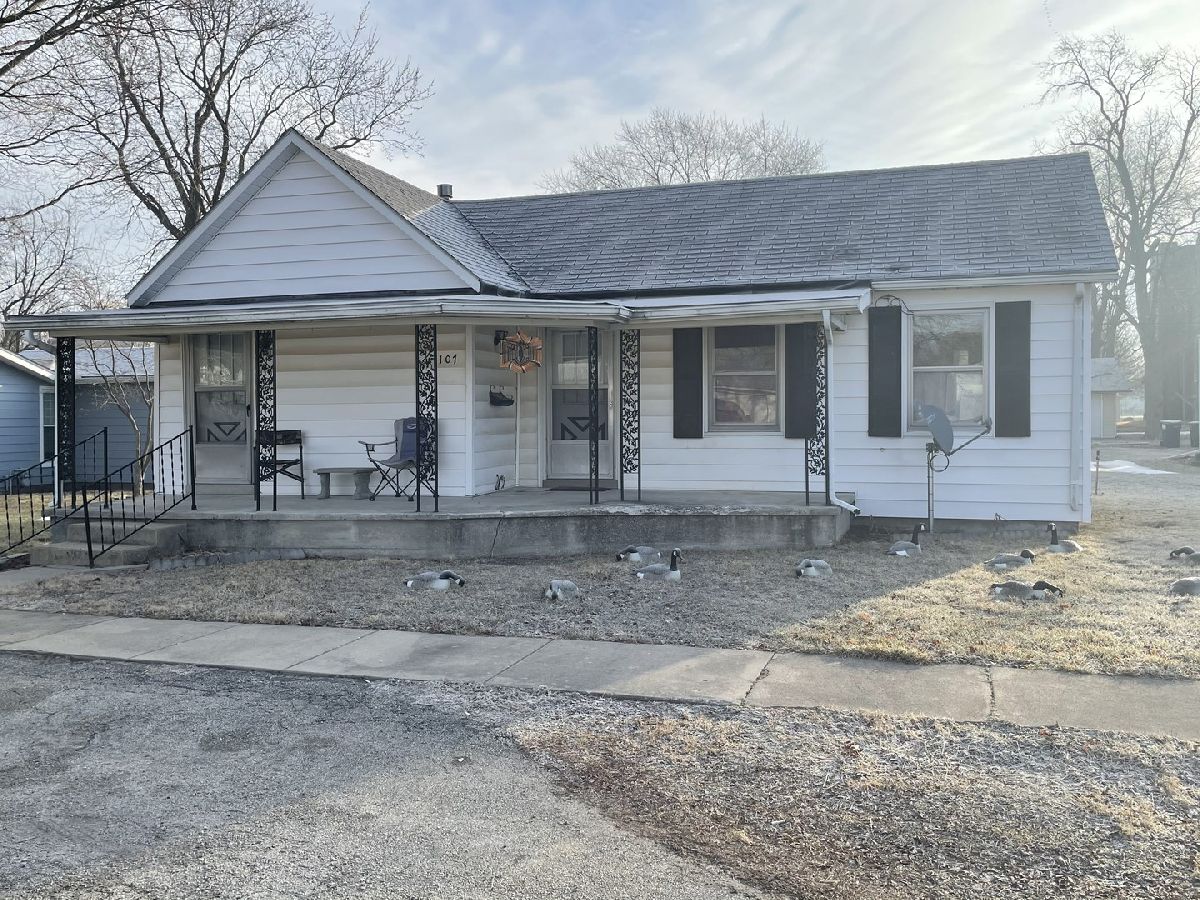  Sold Hume Illinois, 107 1st