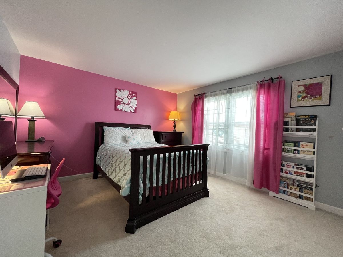 Homes Sold Heatherstone Palatine Illinois, 1569 Castle