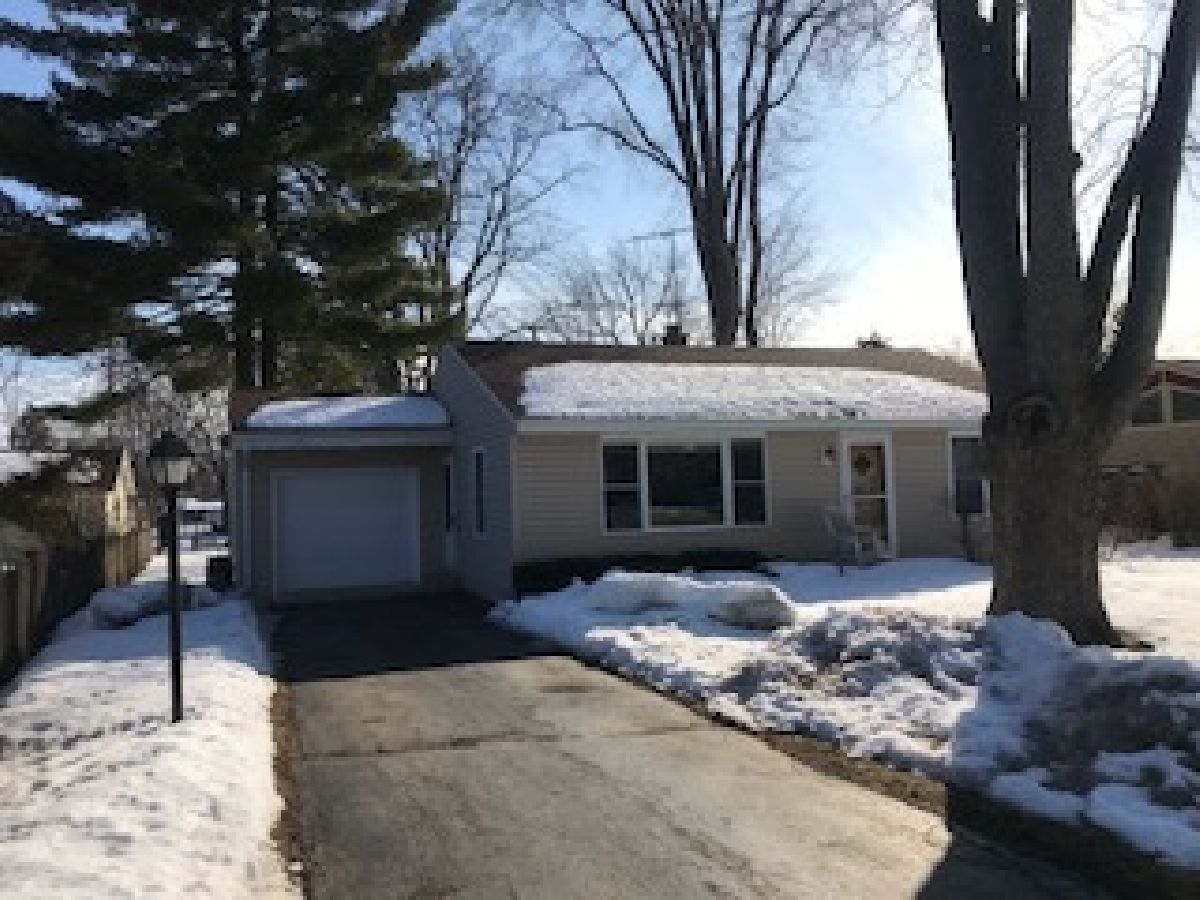 Homes Rented Hubbard Woods Wauconda Illinois, 308 George