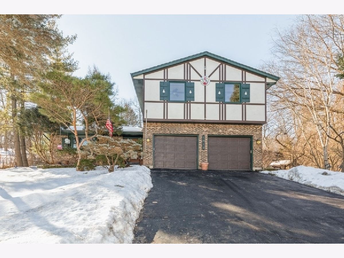 Homes Sold Gaslight Algonquin Illinois, 1215 Surrey