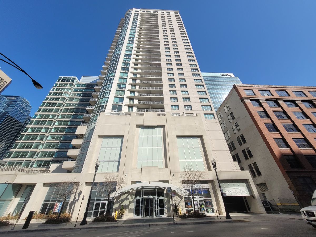 Condominiums Rented Park Alexandria Chicago Illinois, 125 Jefferson
