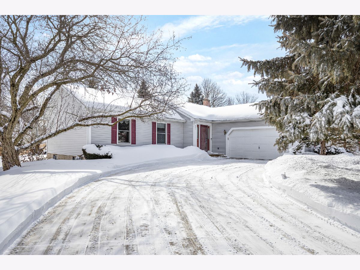 Homes & Townhomes Sold Concord On The Fox South Elgin Illinois, 241 Valley Forge