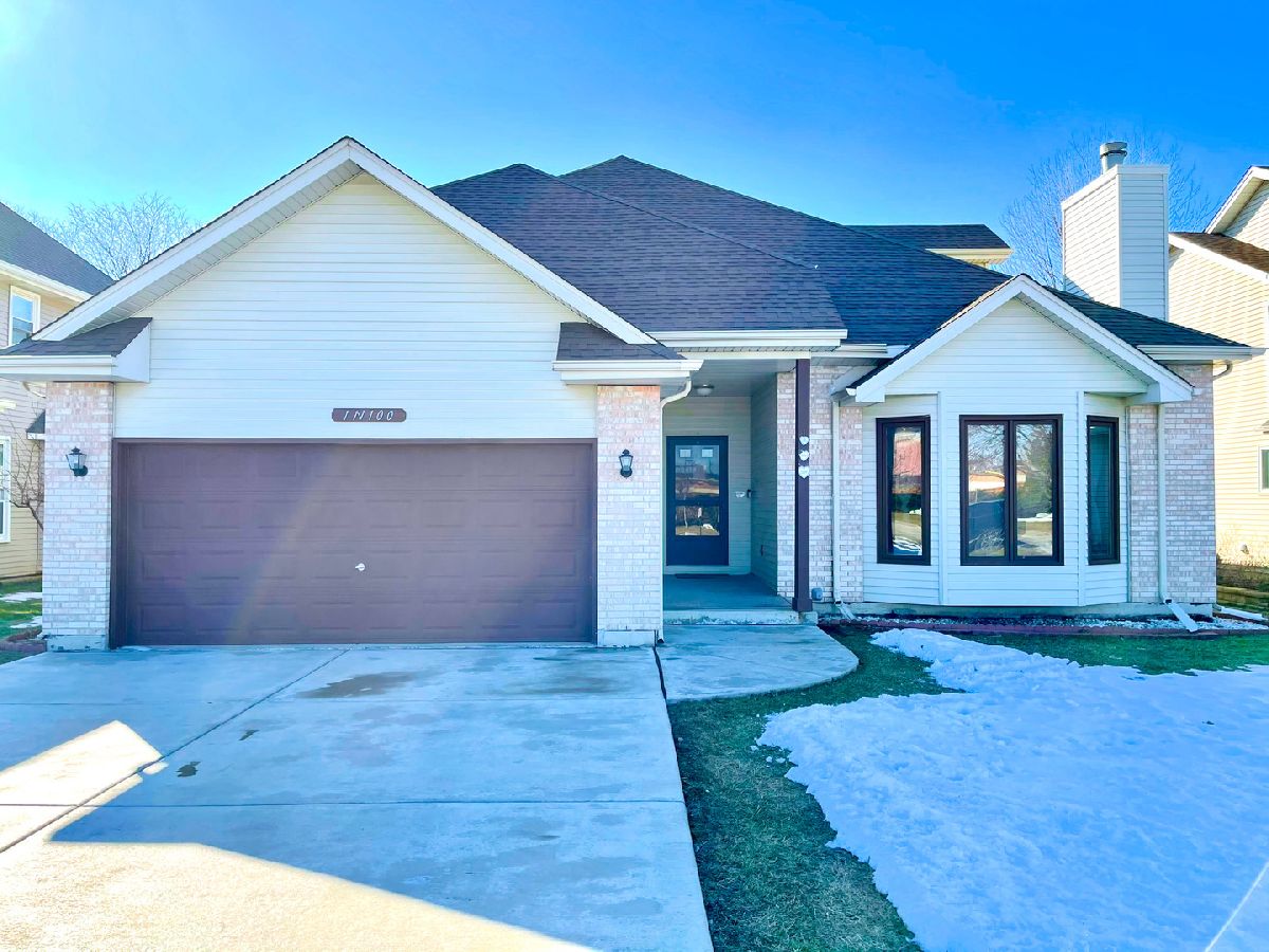 Homes Sold Gary Avenue Gardens Carol Stream Illinois, 1N100 West