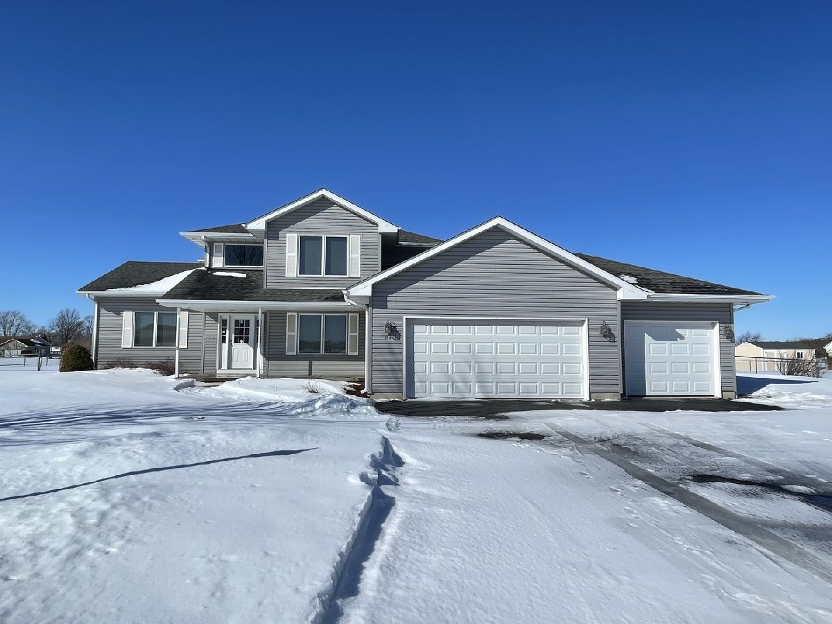 Homes Sold Hickory Ridge Kirkland Illinois, 106 Hickory