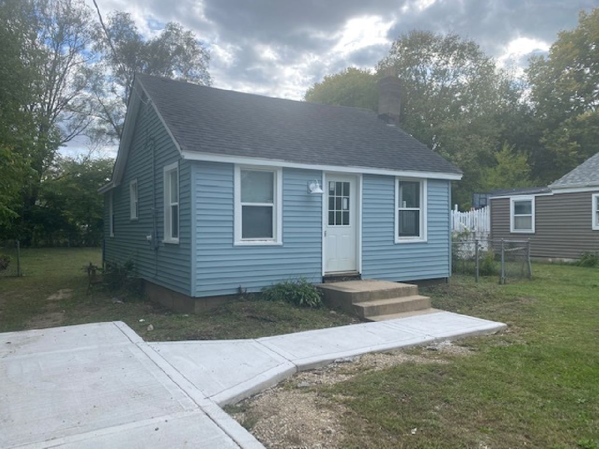 Rented Rockford Illinois, 519 Brooke