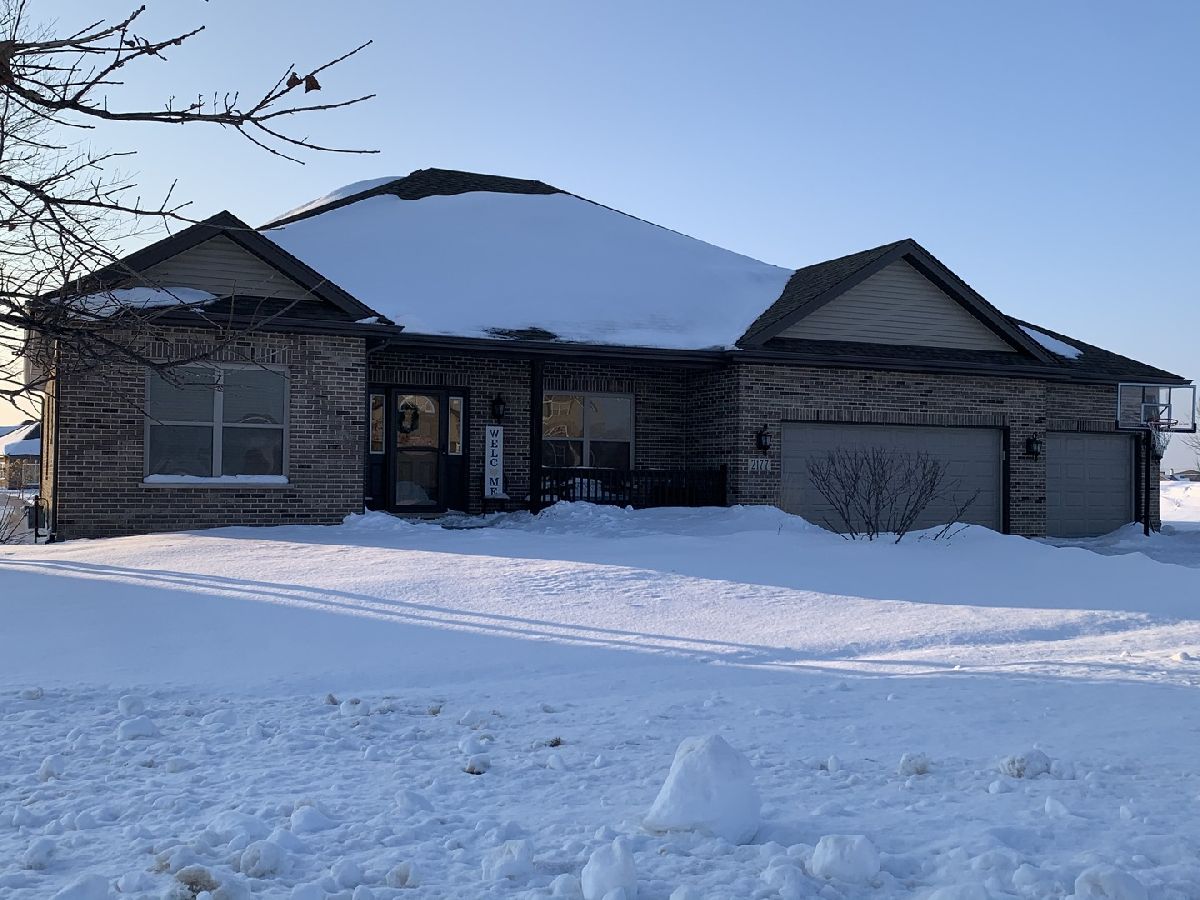 Homes & Condos & Townhomes Sold Sky Harbor New Lenox Illinois, 2177 Sky View