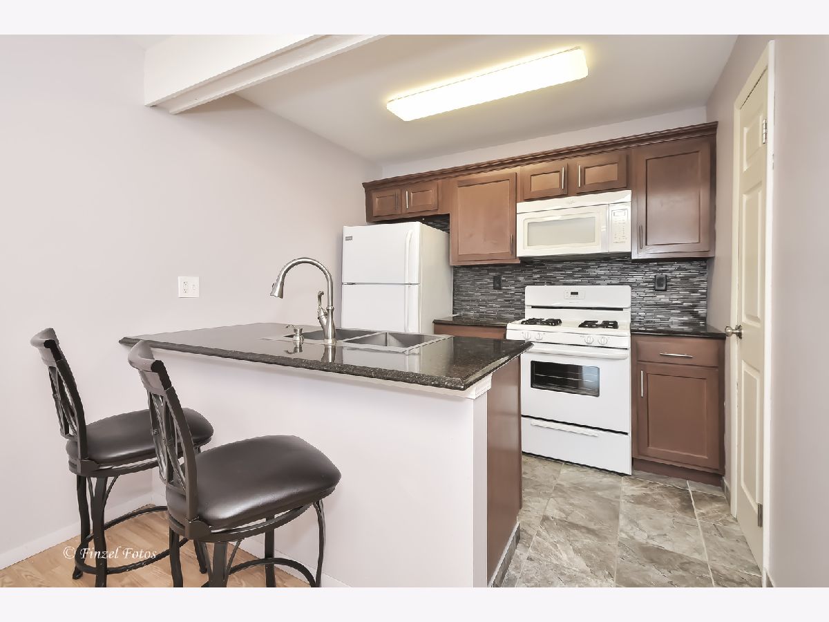 819 Royal Drive, Mchenry, Illinois 60050 MLS 11010039 WinterCohen