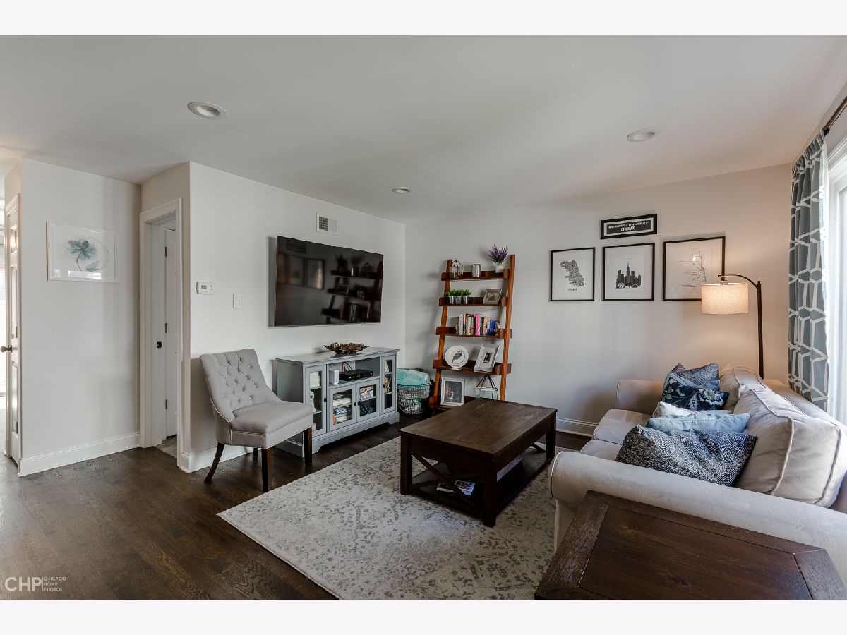 Townhomes & Condos Sold Academy Townhomes Chicago Illinois, 2300 111th