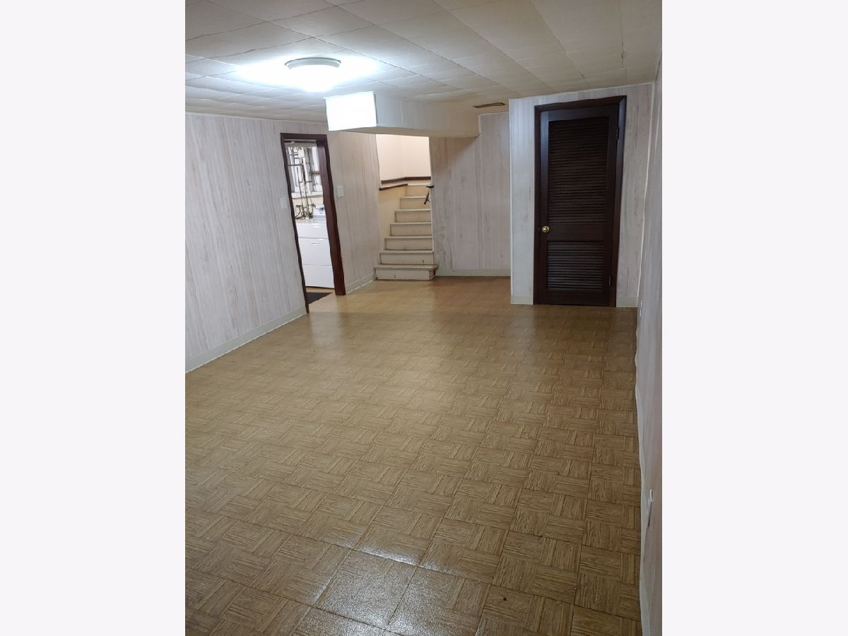 Homes & Condominiums Rented Farmingdale Darien Illinois, 18W123 73rd