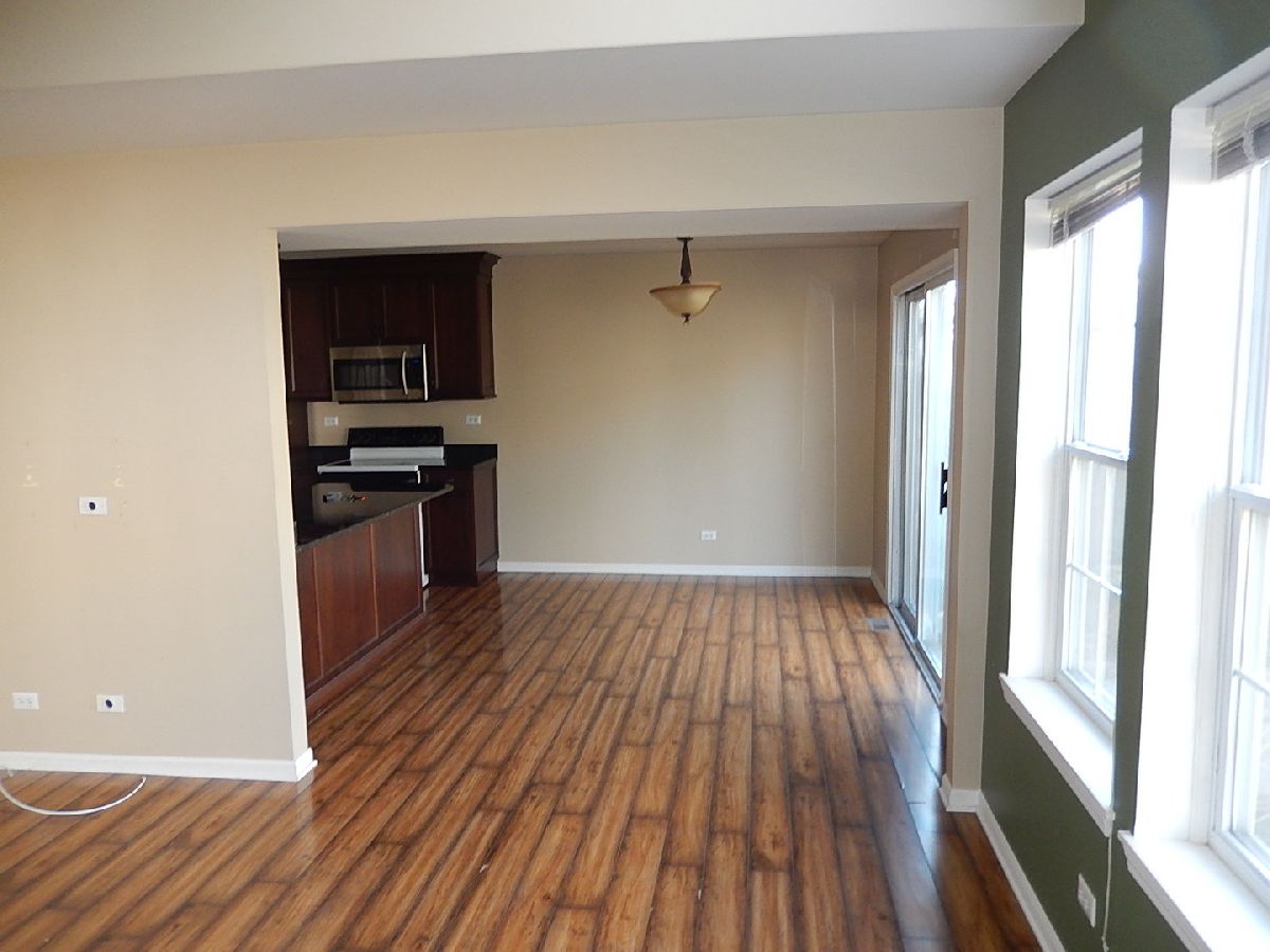 Townhomes Rented Mistwood Crystal Lake Illinois, 728 Silk Oak