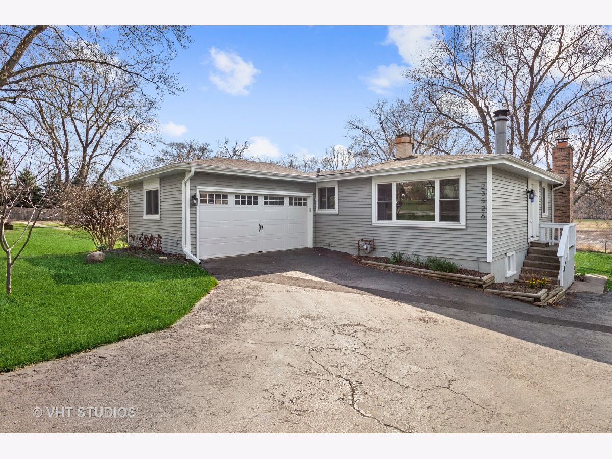 Homes Sold Echo Lake Lake Zurich Illinois, 23526 Cedar