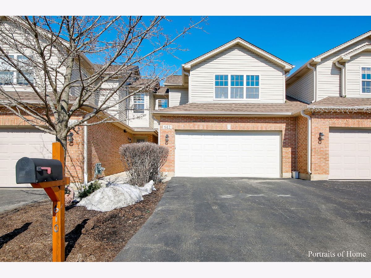 Condos & Townhomes Sold Garden Pointe Roselle Illinois, 612 Daisy