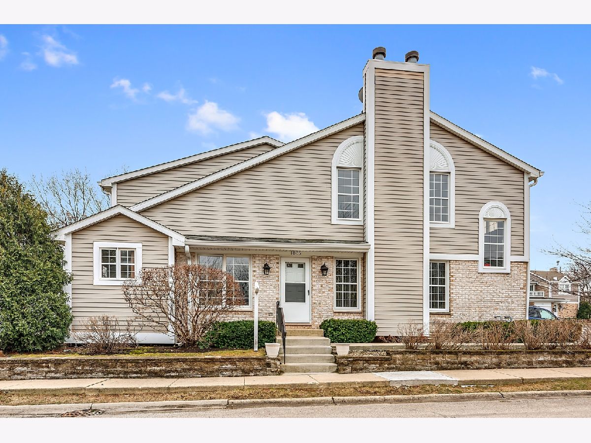 Townhomes Sold Hidden Cove Palatine Illinois, 1005 Cove