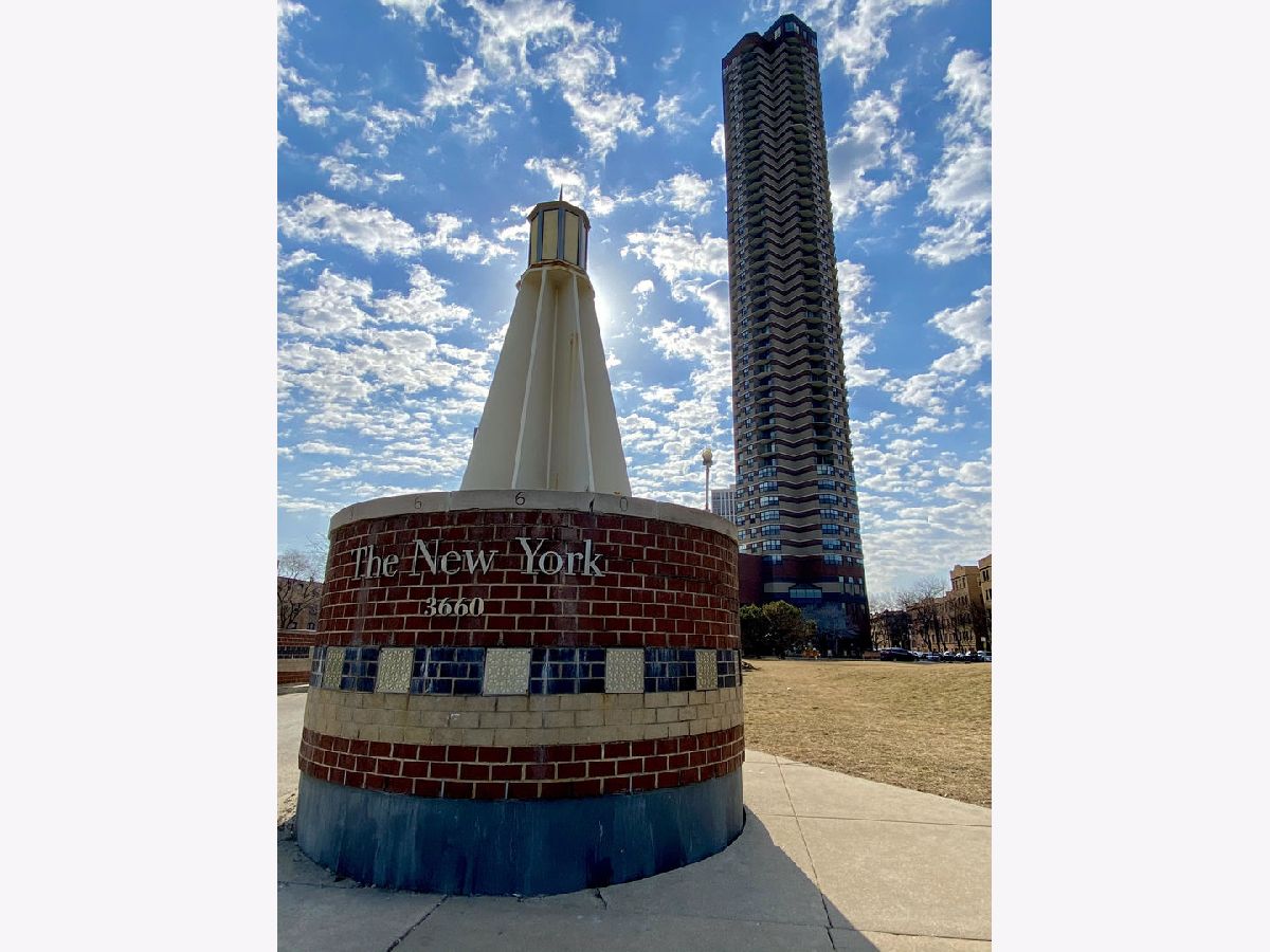 Condominiums Sold New York Condominiums Chicago Illinois, 3660 Lake Shore