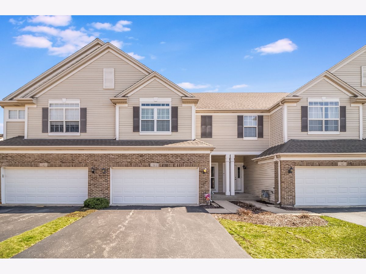 Townhomes & Homes Sold Parkview Meadows Plainfield Illinois, 23853 Mc Mullin