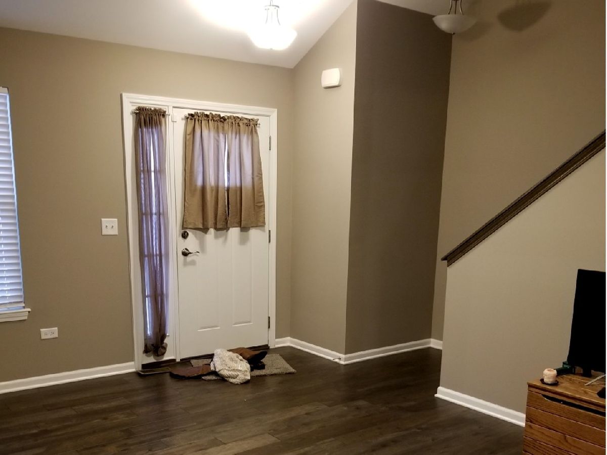 Homes & Condos & Townhomes Sold Senica Manor Utica Illinois, 334 Cassidy