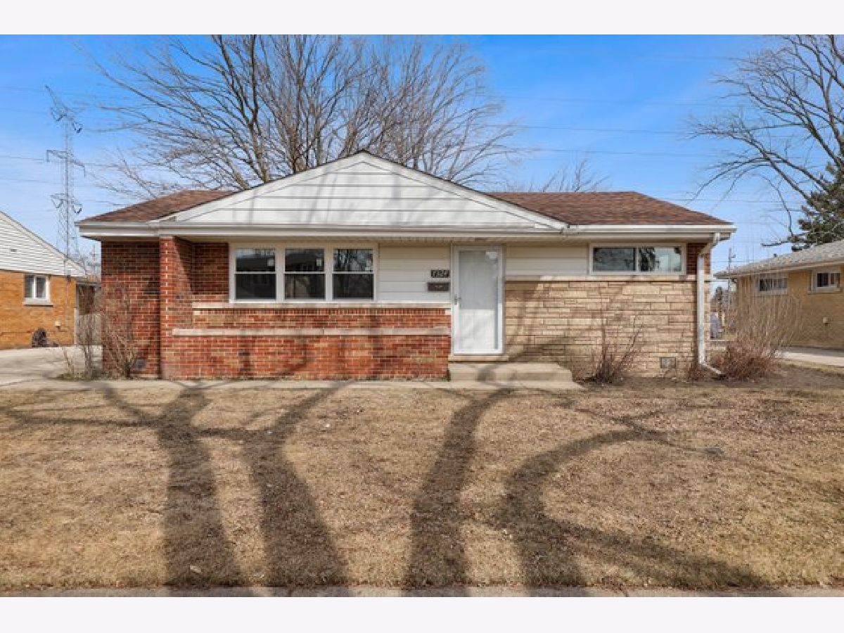 Homes Sold Robbins Meadow Lane Morton Grove Illinois, 7324 Arcadia