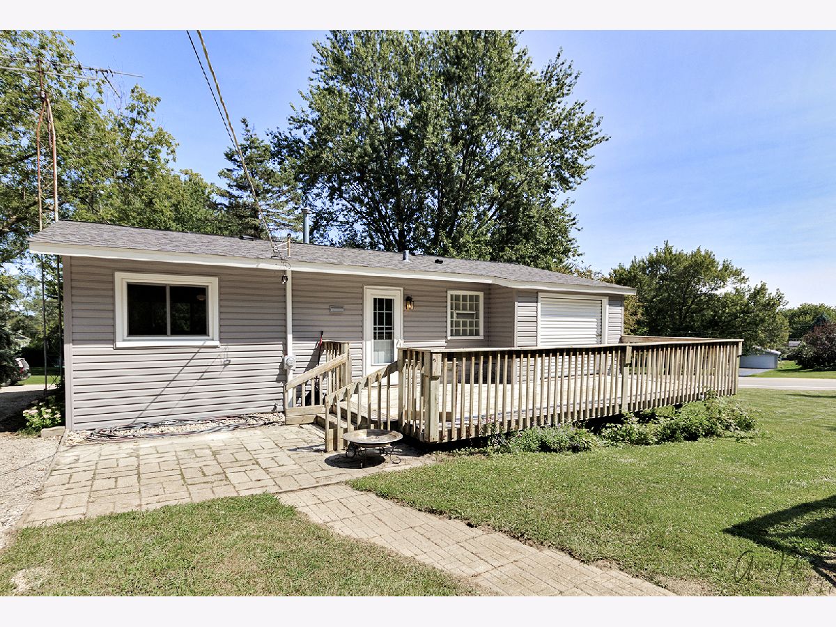 Homes Rented Pistakee Hills Mchenry Illinois, 5209 Amby