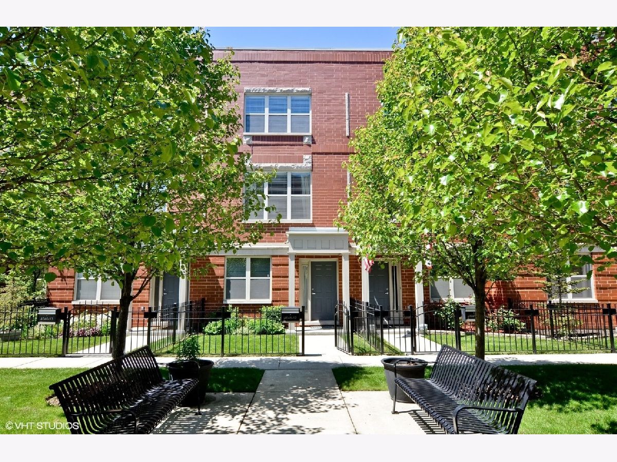 Townhomes Sold Greenview On The Park Chicago Illinois, 4646 Greenview