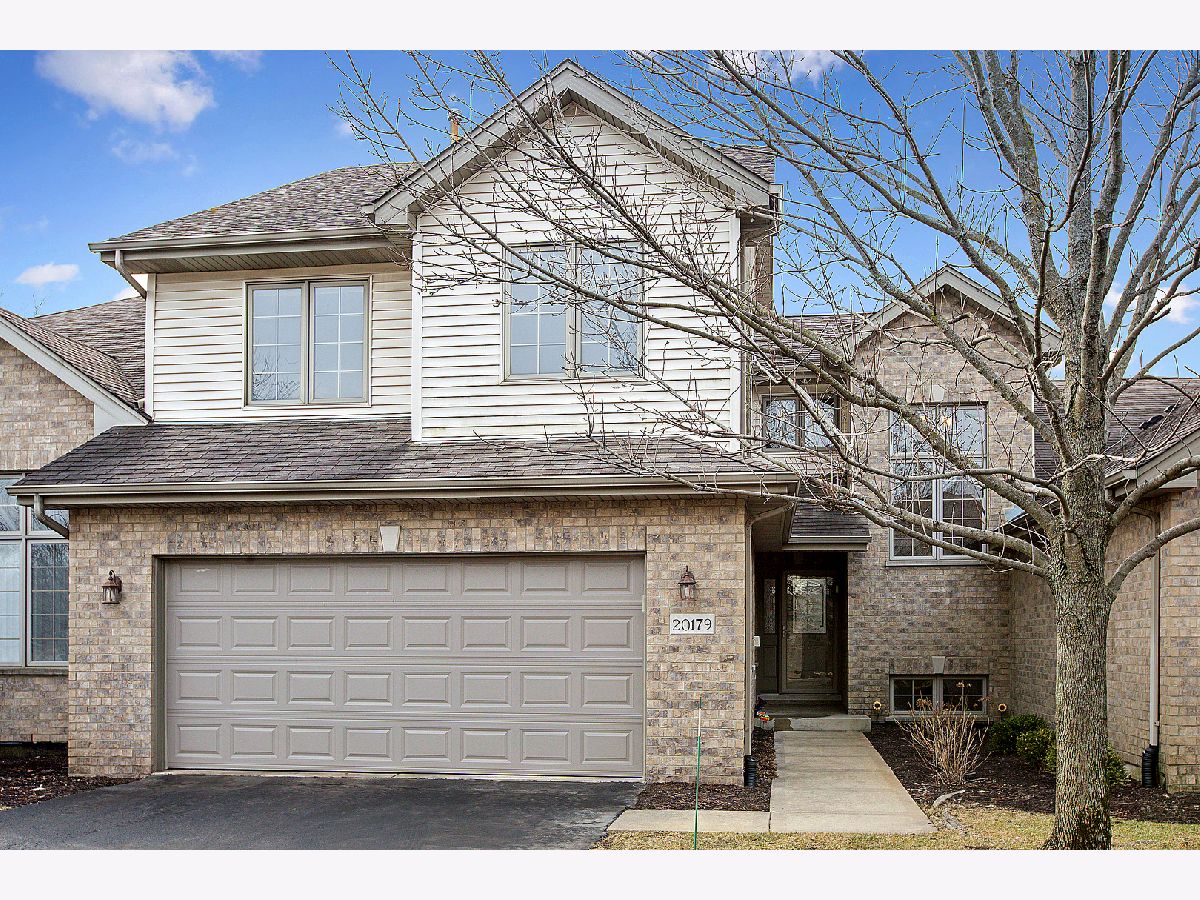 Townhomes Sold Crystal Lake Townhomes Frankfort Illinois, 20179 Crystal Lake