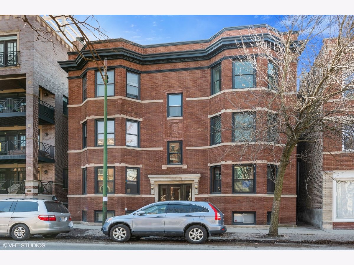 Condominiums & Homes Sold Depaul Chicago Illinois, 2452 Racine