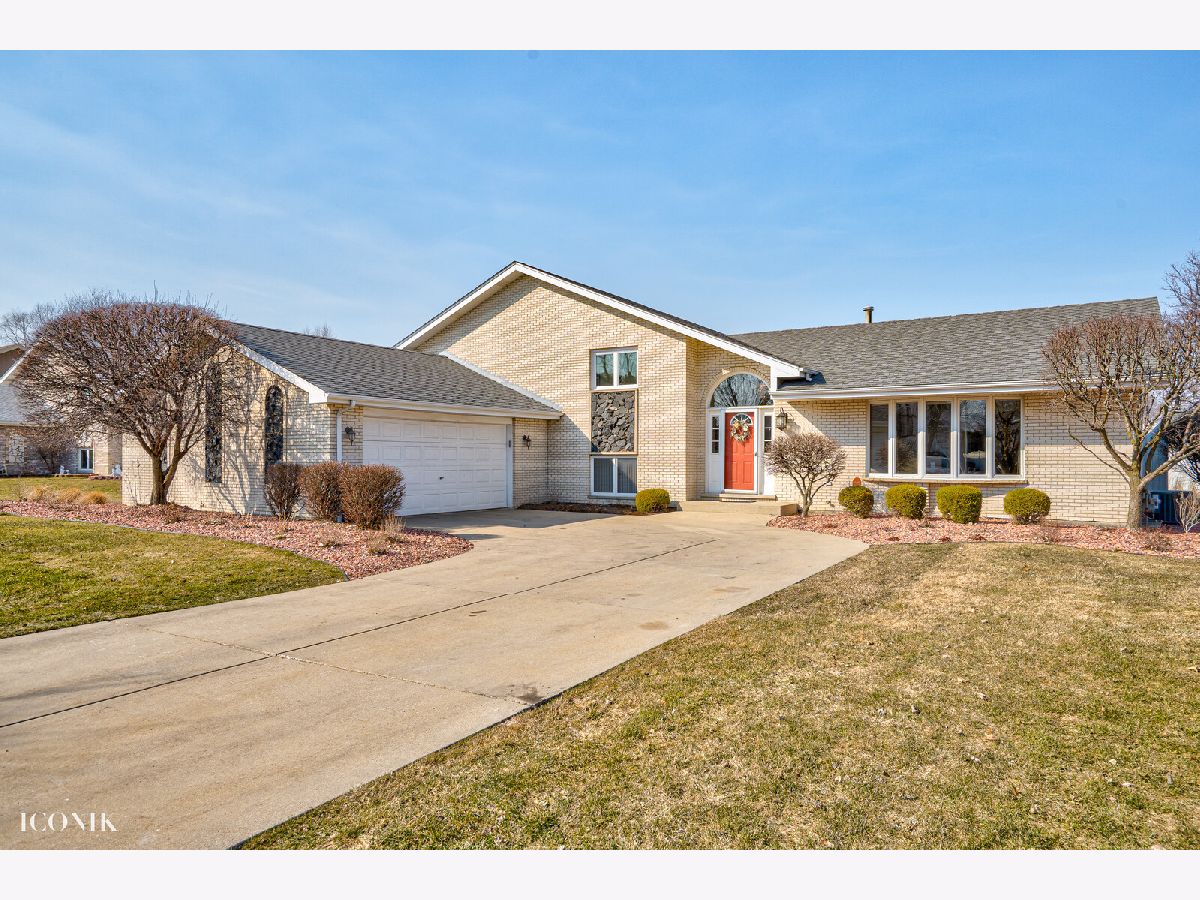Homes & Townhomes Sold Timbers Estates Tinley Park Illinois, 9218 175th