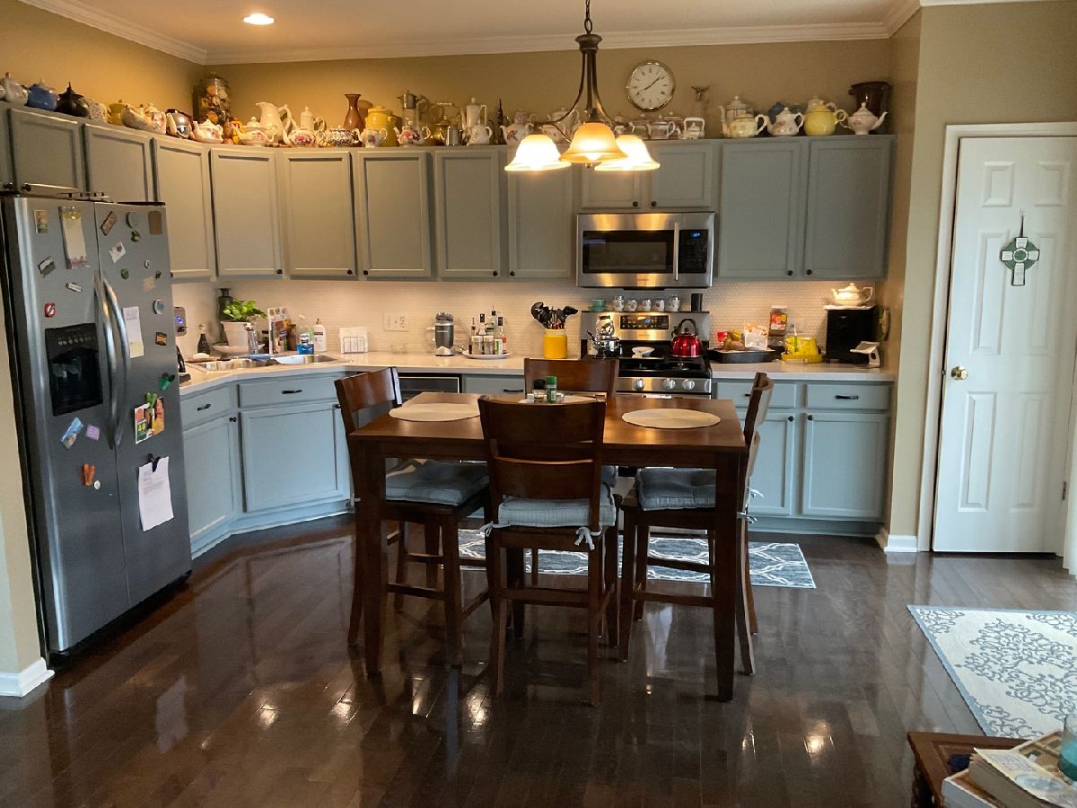 Townhomes Sold Westfield Square Glendale Heights Illinois, 351 Windsong