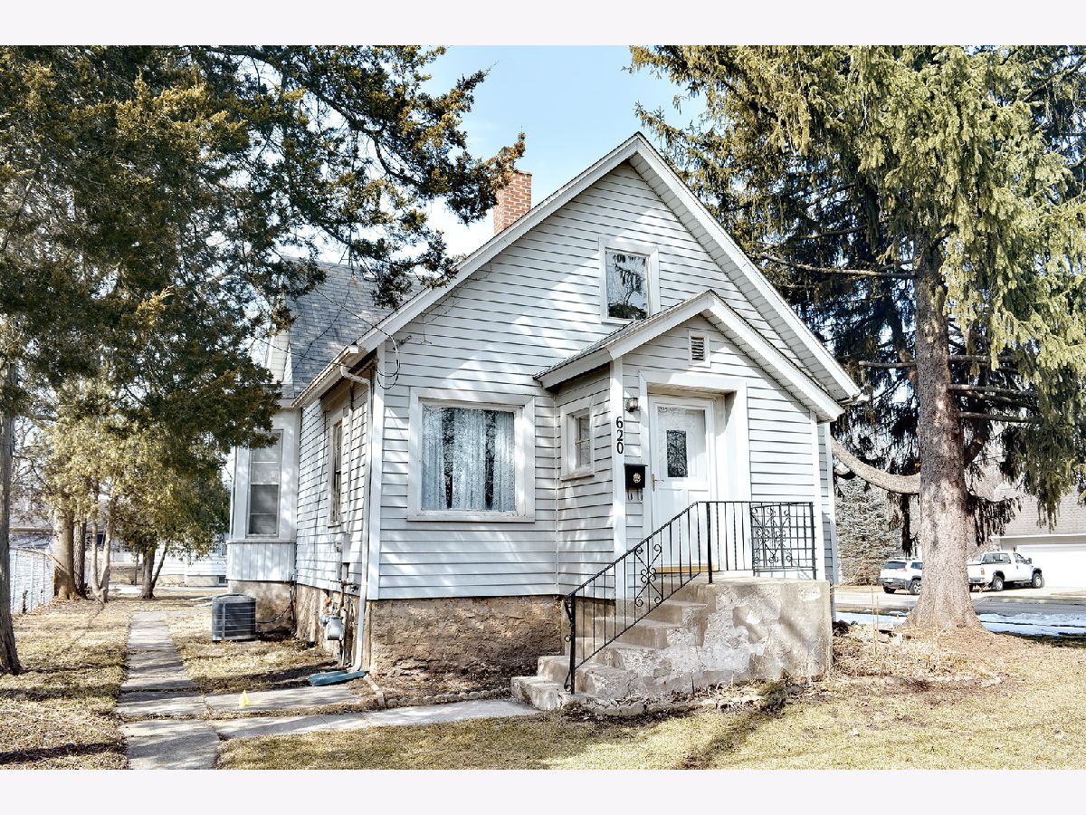 Homes Sold West Park Elgin Illinois, 620 Mcclure