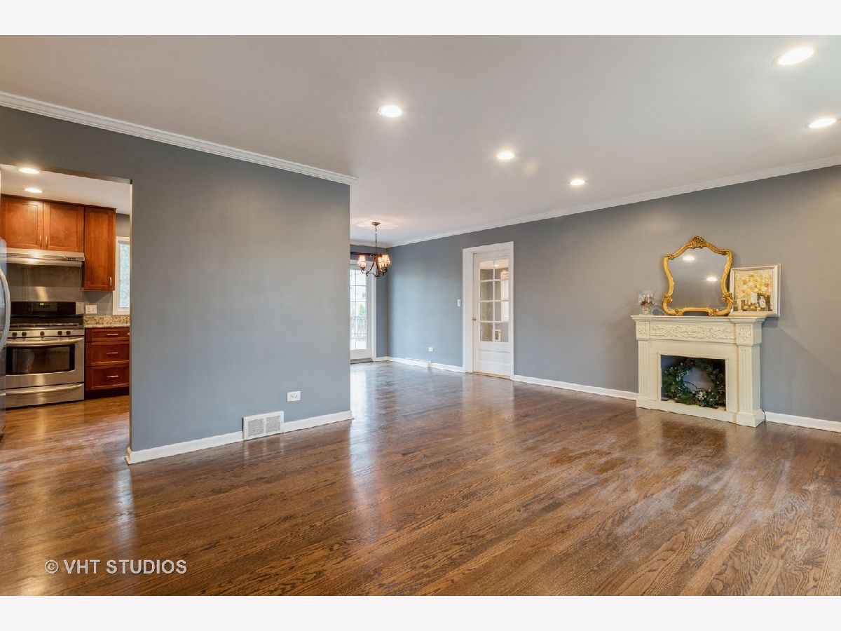 Homes Sold Country Club Terrace Mount Prospect Illinois, 1 Sunset