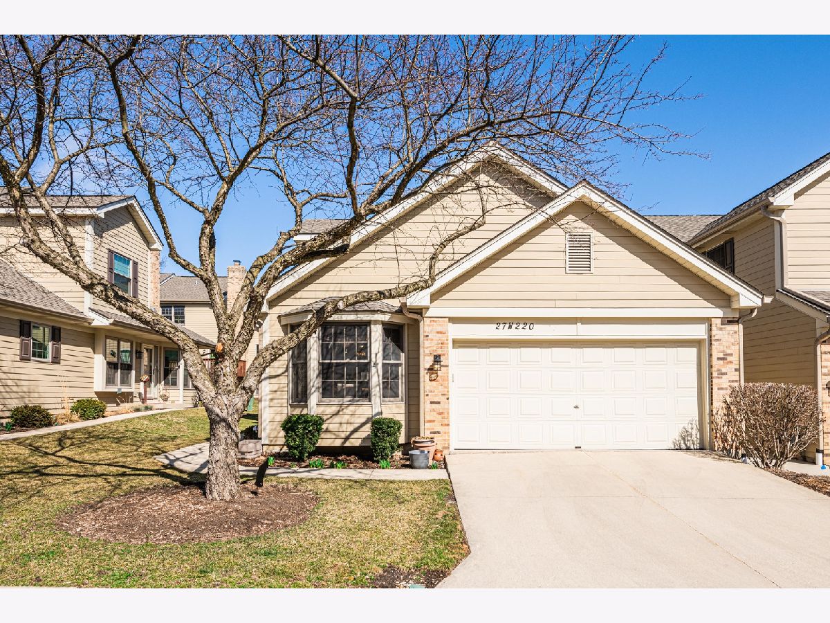 Townhomes & Homes Sold Walnut Hill Winfield Illinois, 27W220 Ash