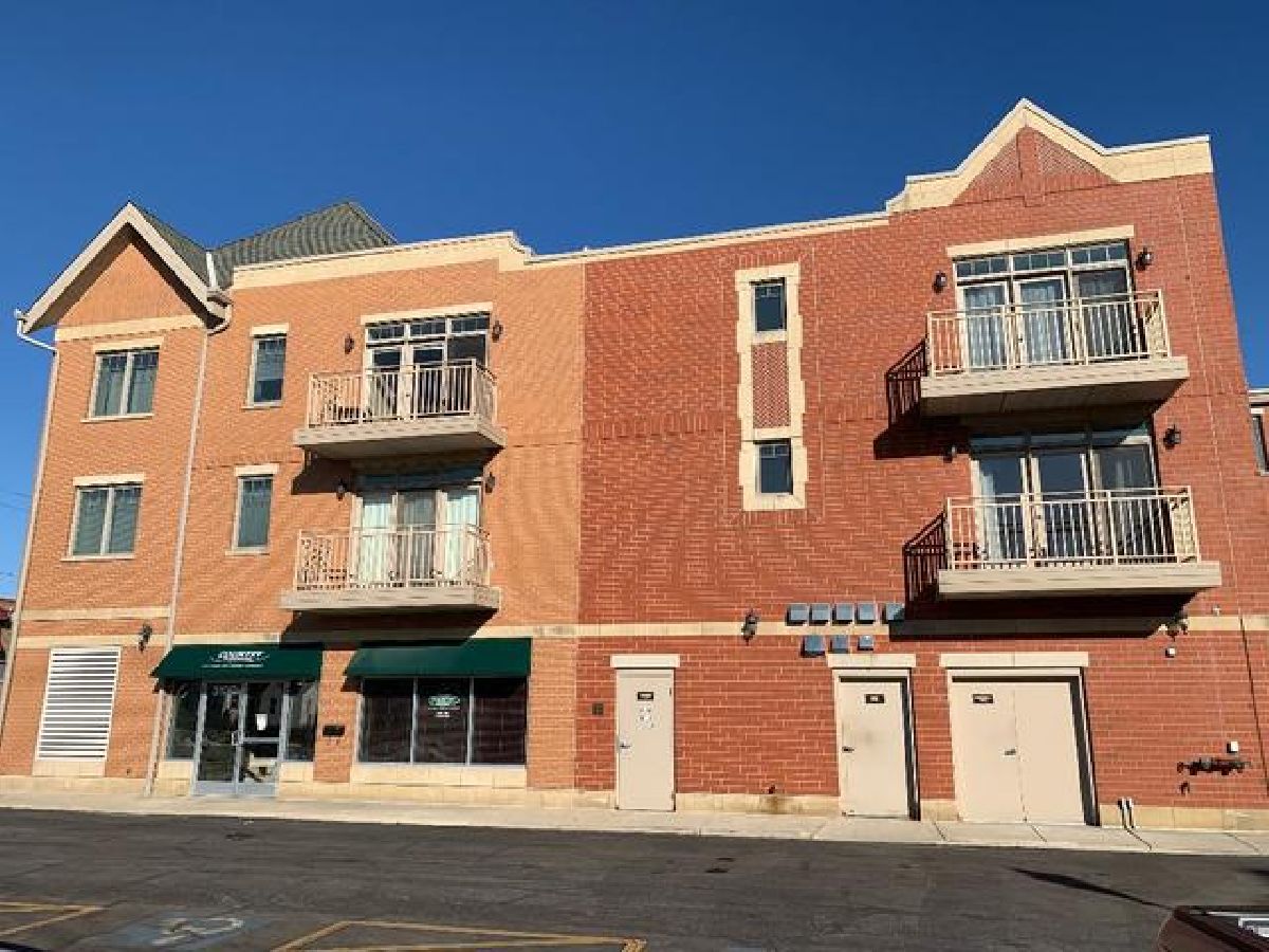 Condominiums Sold Prairie Path Villas Lombard Illinois, 310 Main