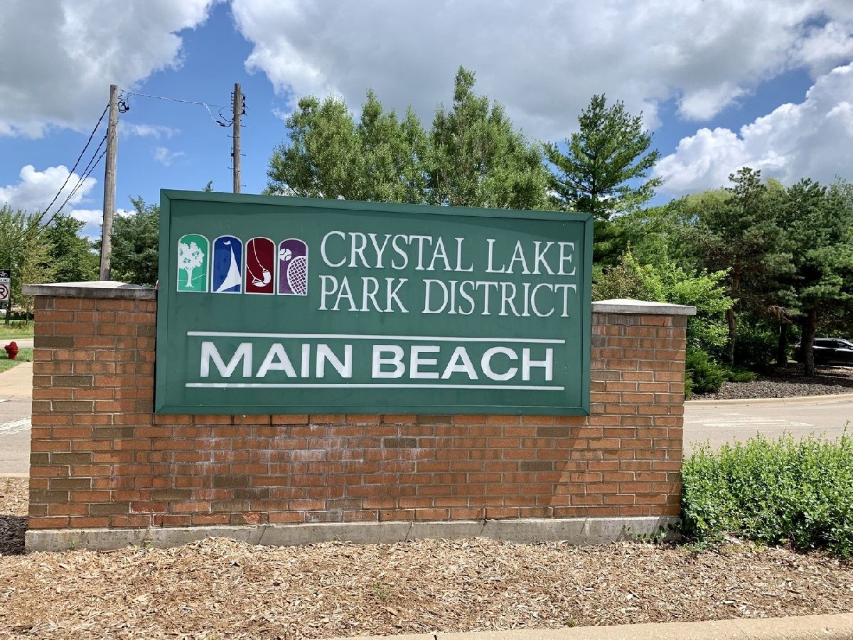 Homes Sold Deerwood Crystal Lake Illinois, 3709 Live Oak