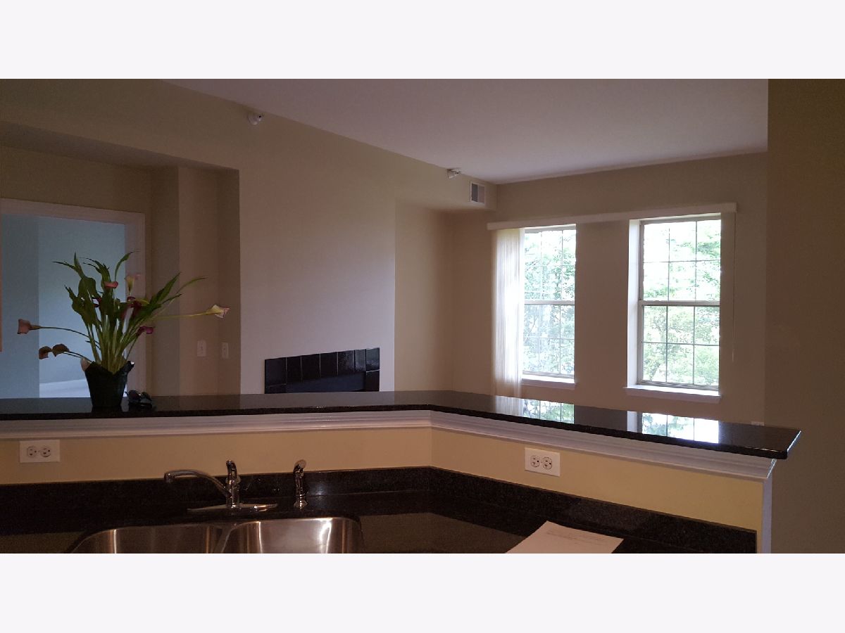 Homes & Condominiums Sold Haverford Glenview Illinois, 2700 Summit