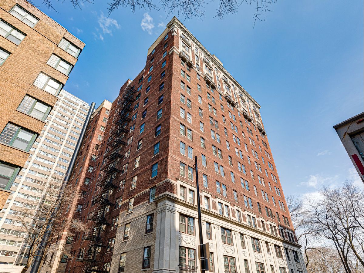 Condos & Townhomes Sold Aquitania Chicago Illinois, 5000 Marine