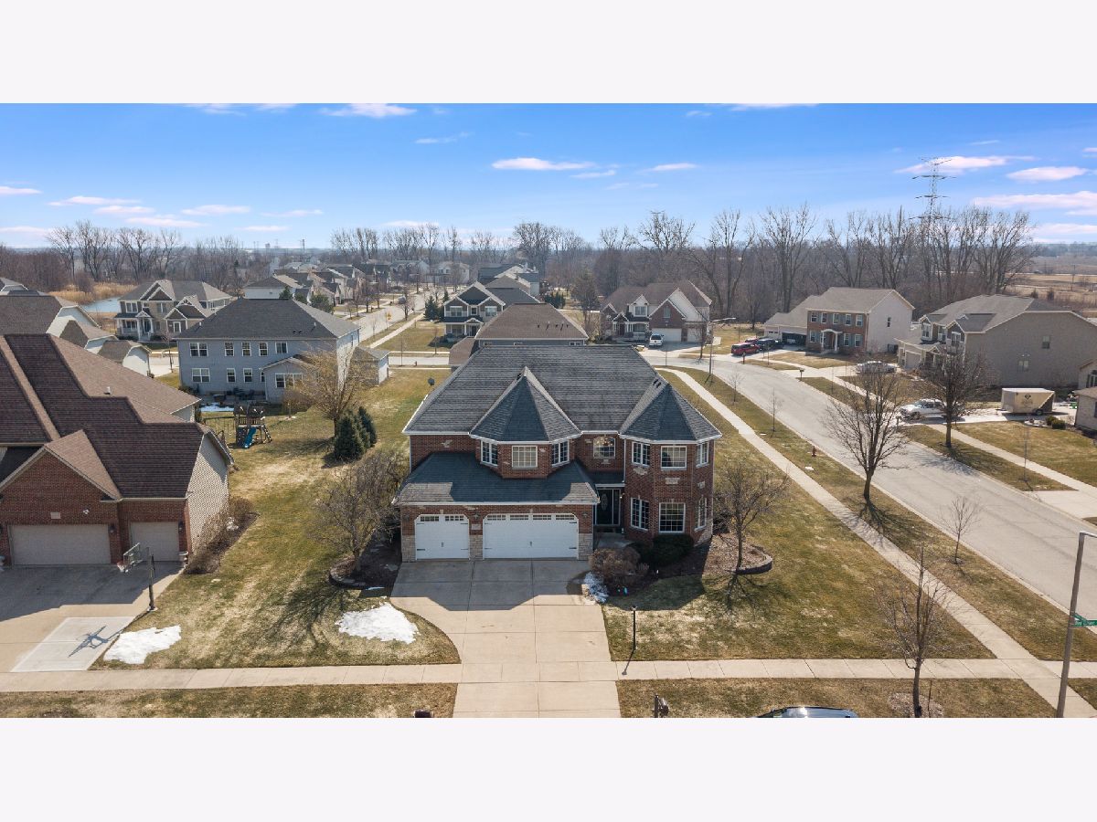 Homes Sold White Ash Farm Plainfield Illinois, 12217 Red Clover