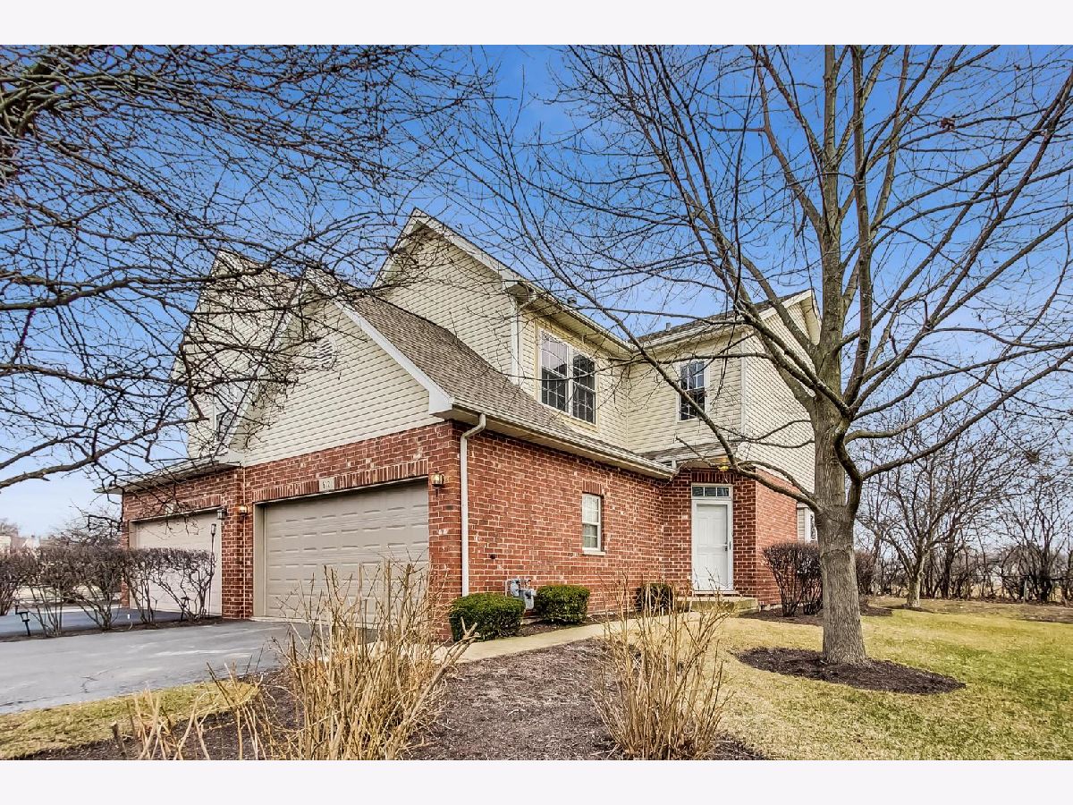 Townhomes & Homes Sold Boughton Ridge Bolingbrook Illinois, 512 Goodwin