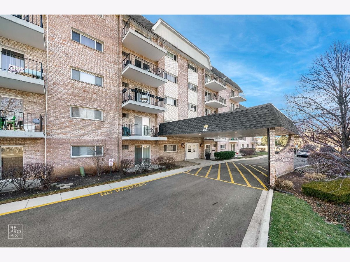 Condominiums Sold Versailles Condominiums Wheaton Illinois, 1000 Lorraine