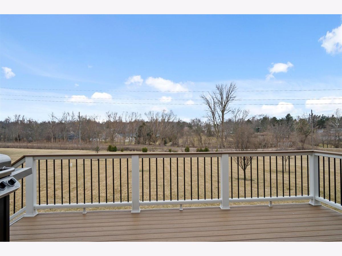 Homes & Condos & Townhomes Sold King's Mill Bloomington Illinois, 9439 Crossbow