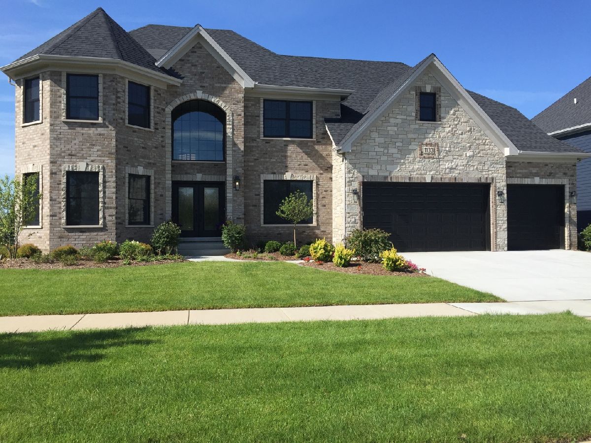 Homes Sold Fox Wood Estates Downers Grove Illinois, 1133 Fox Wood Lane