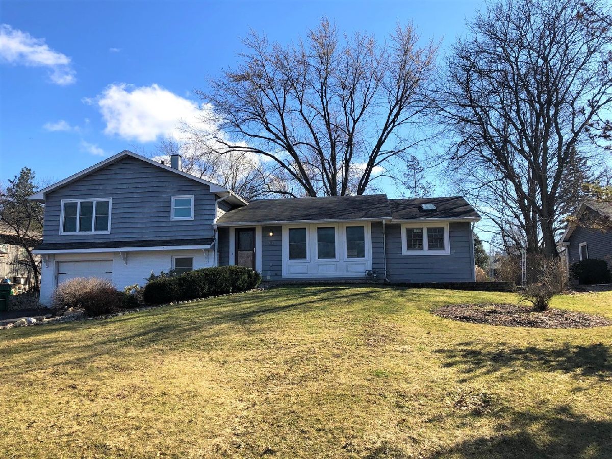 Homes Rented Winfield Heights Winfield Illinois, 27W311 Carrel