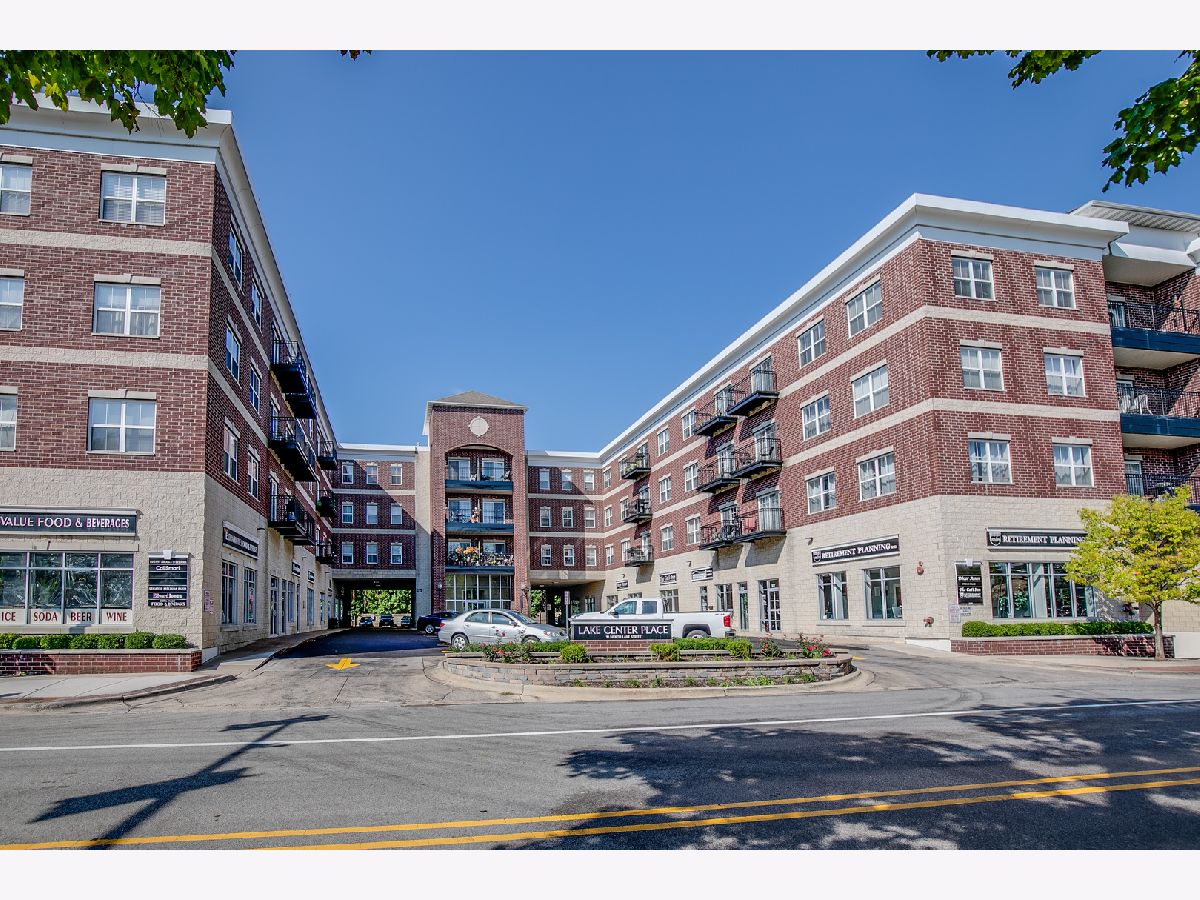 Condominiums Sold Lake Center Place Grayslake Illinois, 10 Lake
